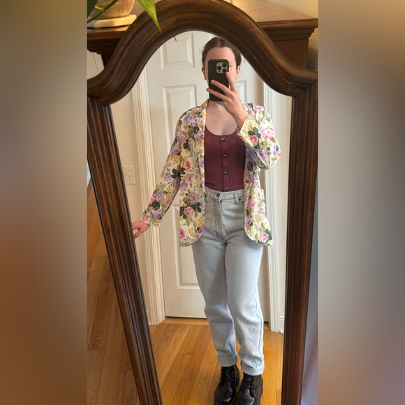 *3 for $9* AE Button Tank - Picture 4 of 9